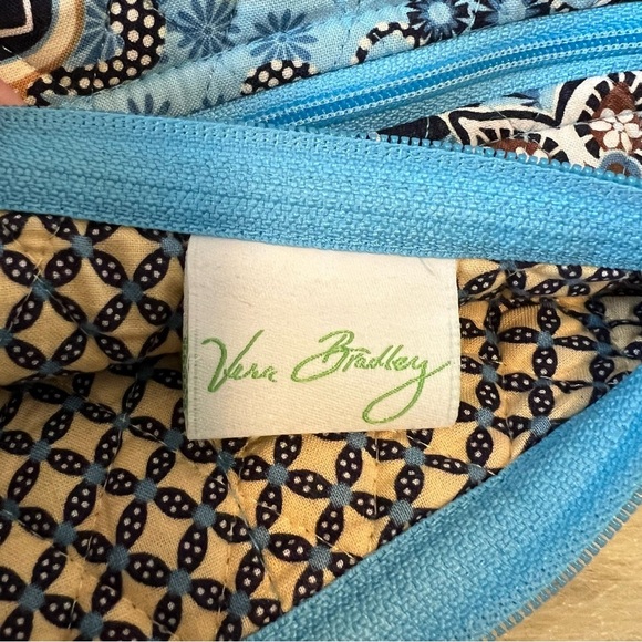 VERA BRADLEY Bali Blue 2009 On The Go Crossbody Commuter Blue Brown Zip Top - Picture 12 of 14